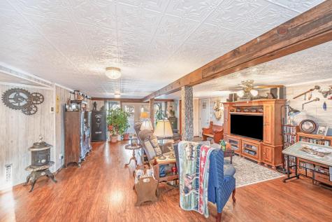 600 Plum Avenue Windom MN 56101