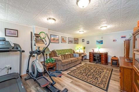600 Plum Avenue Windom MN 56101