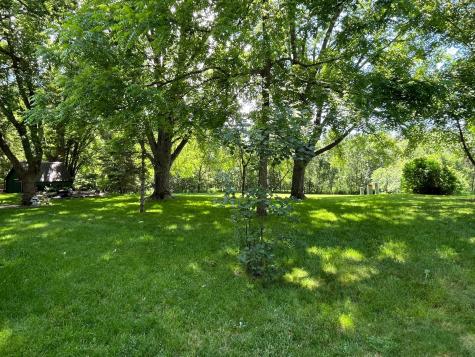 600 Plum Avenue Windom MN 56101