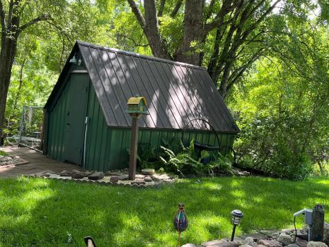 600 Plum Avenue Windom MN 56101