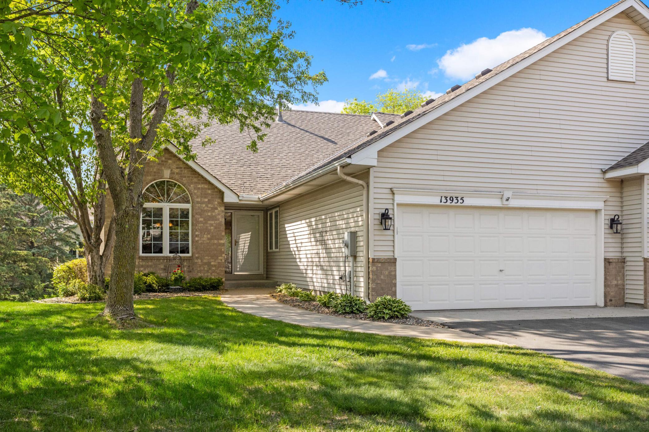 13935 Farmington Way Apple Valley MN 55124