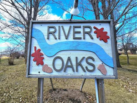 17132 River Oaks Boulevard Fergus Falls MN 56537