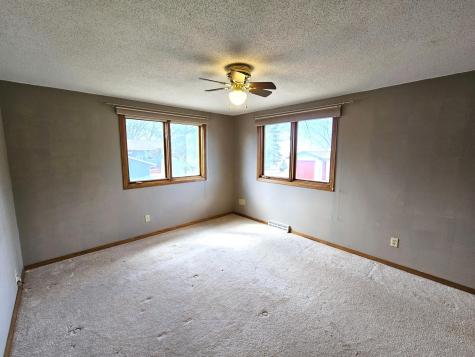 17132 River Oaks Boulevard Fergus Falls MN 56537