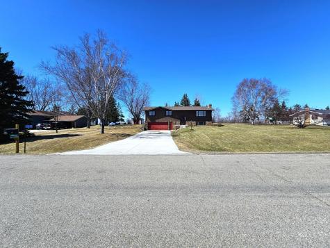 17132 River Oaks Boulevard Fergus Falls MN 56537