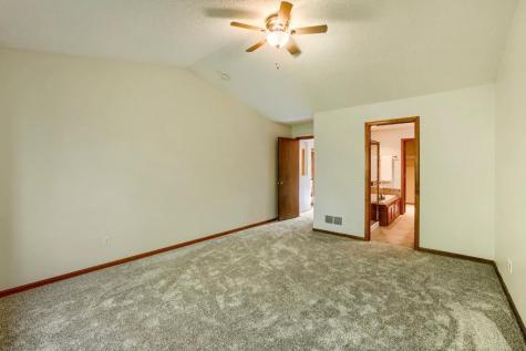 1598 Summit Shores Circle Burnsville MN 55306