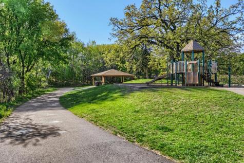 1598 Summit Shores Circle Burnsville MN 55306
