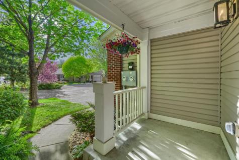 1598 Summit Shores Circle Burnsville MN 55306