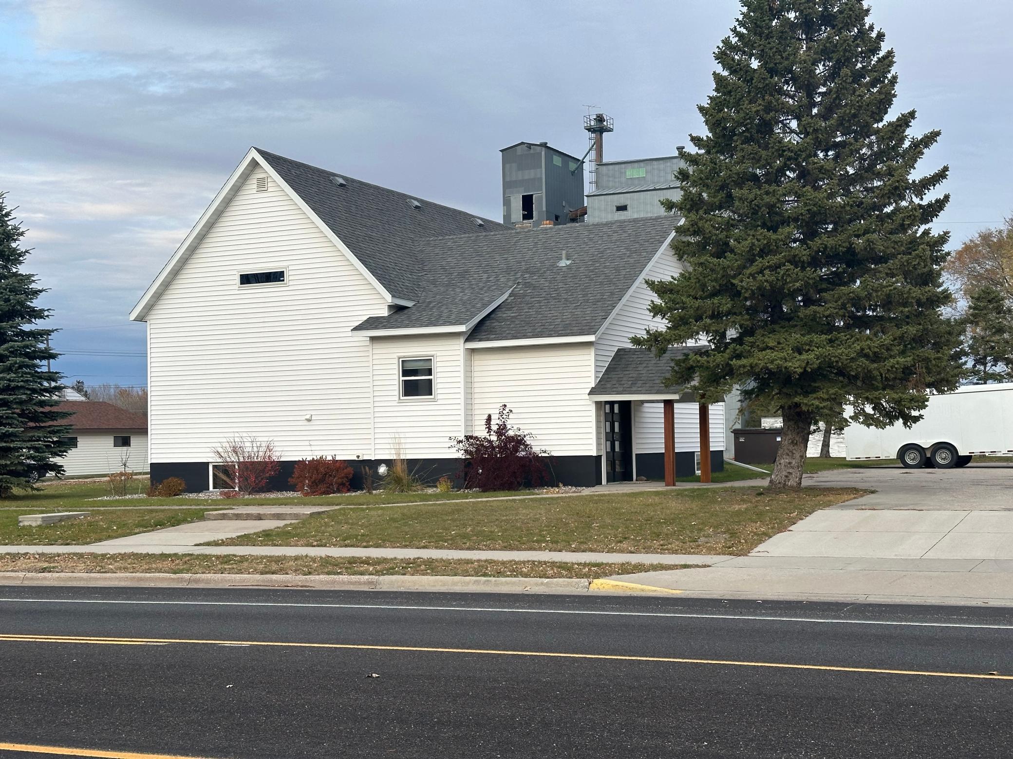 504 Main Street S Karlstad MN 56732