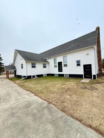 504 Main Street S Karlstad MN 56732