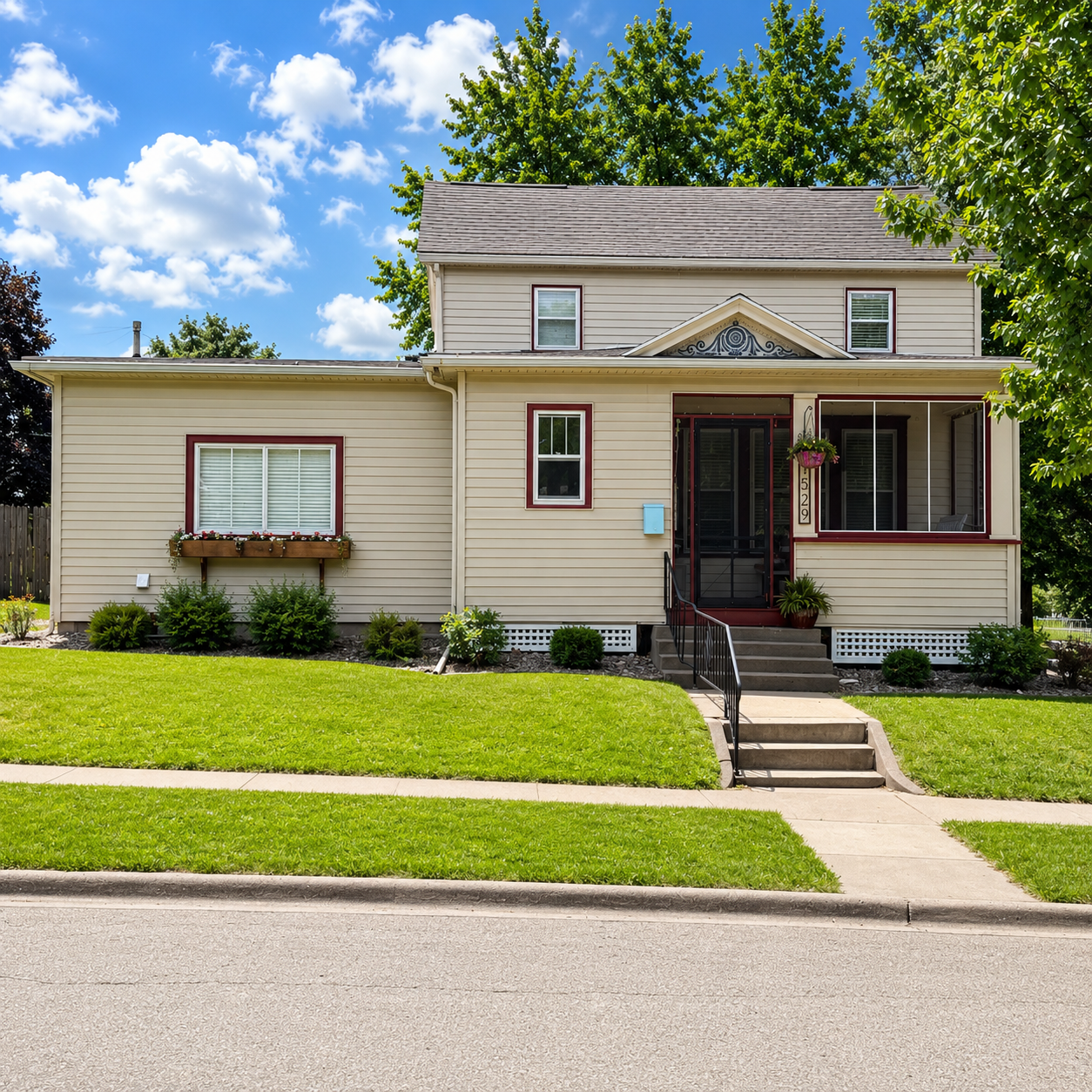 1529 W 6th Street Red Wing MN 55066