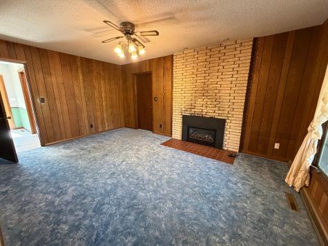 814 11th Avenue SE Roseau MN 56751