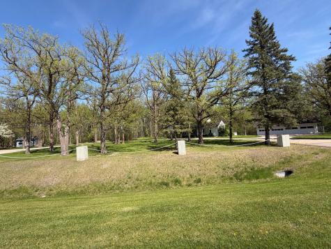 814 11th Avenue SE Roseau MN 56751
