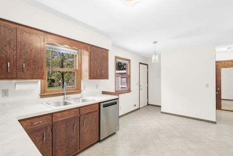 173 Yoho Drive Anoka MN 55303
