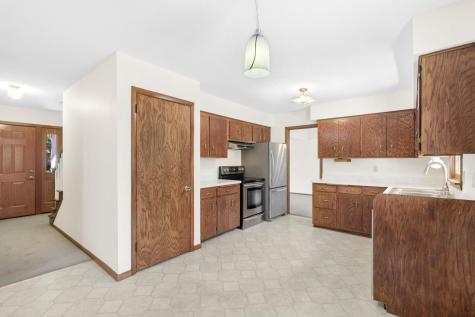 173 Yoho Drive Anoka MN 55303