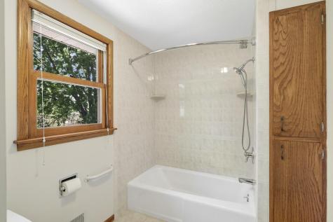 173 Yoho Drive Anoka MN 55303