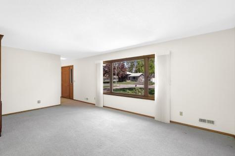 173 Yoho Drive Anoka MN 55303
