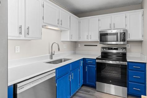 66 9th Street E Saint Paul MN 55101