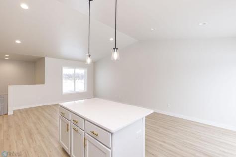 6638 68 Street S Horace ND 58047