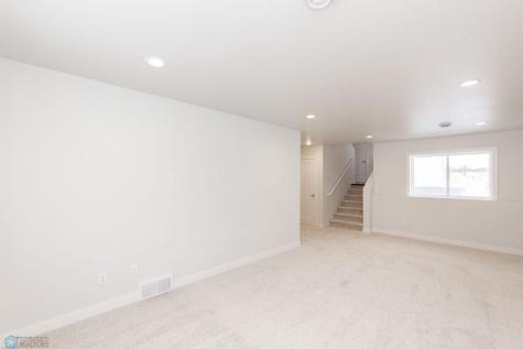 6638 68 Street S Horace ND 58047