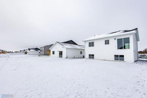6638 68 Street S Horace ND 58047