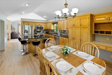25647 Gustavus Court Wyoming MN 55092
