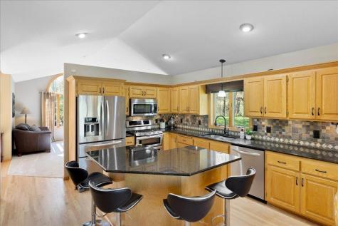 25647 Gustavus Court Wyoming MN 55092