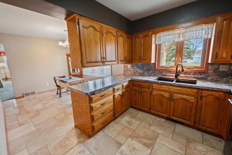 635 Edgemont Drive NE Saint Cloud MN 56304