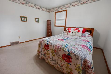 635 Edgemont Drive NE Saint Cloud MN 56304