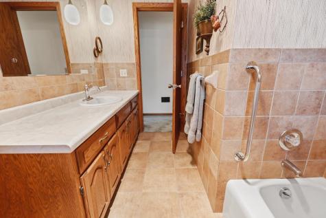 635 Edgemont Drive NE Saint Cloud MN 56304