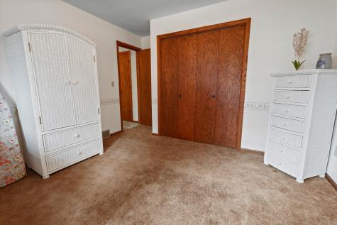 635 Edgemont Drive NE Saint Cloud MN 56304