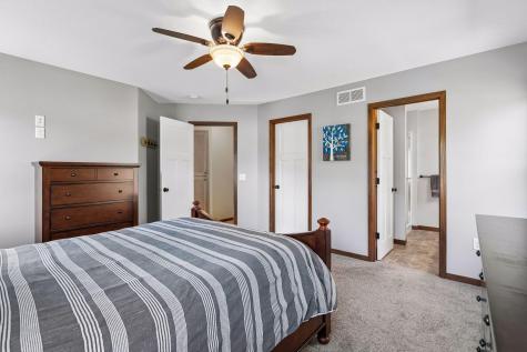 4306 Zane Avenue N Crystal MN 55422