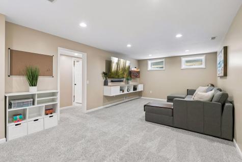 4306 Zane Avenue N Crystal MN 55422