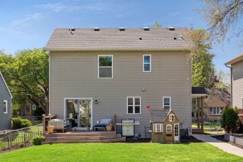 4306 Zane Avenue N Crystal MN 55422