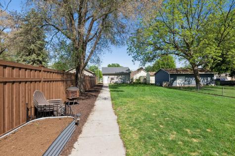 4306 Zane Avenue N Crystal MN 55422