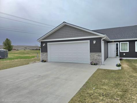 1037 Village Lane Detroit Lakes MN 56501