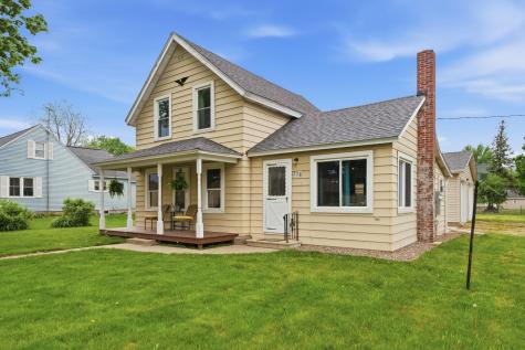 278 Chestnut Street NE Mazeppa MN 55956