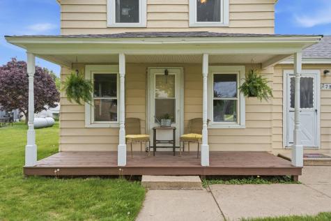 278 Chestnut Street NE Mazeppa MN 55956