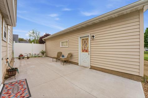 278 Chestnut Street NE Mazeppa MN 55956