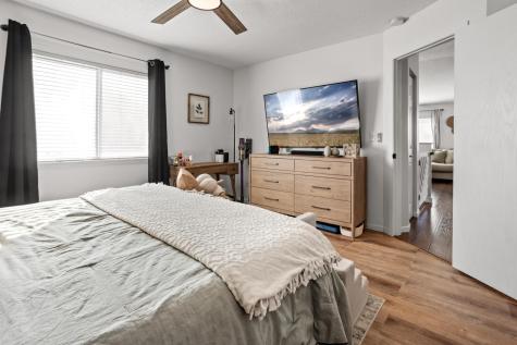 1051 42nd Avenue W West Fargo ND 58078