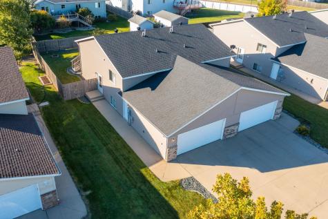 1051 42nd Avenue W West Fargo ND 58078