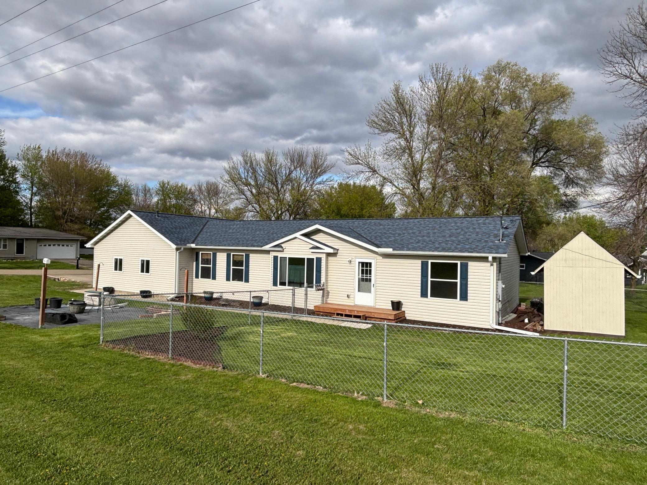 2200 Eunice Drive Albert Lea MN 56007