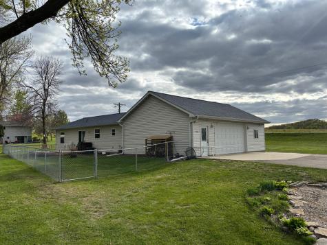 2200 Eunice Drive Albert Lea MN 56007