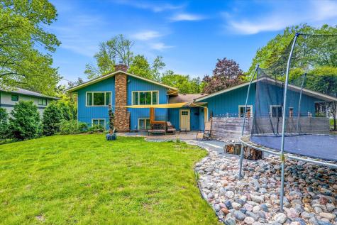 3380 Dunlap Street N Arden Hills MN 55112