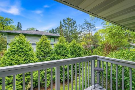 3380 Dunlap Street N Arden Hills MN 55112