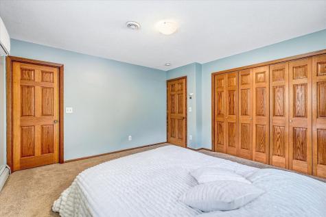 3380 Dunlap Street N Arden Hills MN 55112