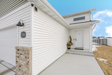 7316 30th Street S Fargo ND 58104