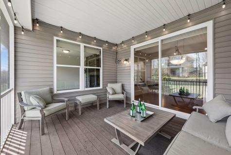 8652 Lake Riley Drive Chanhassen MN 55317