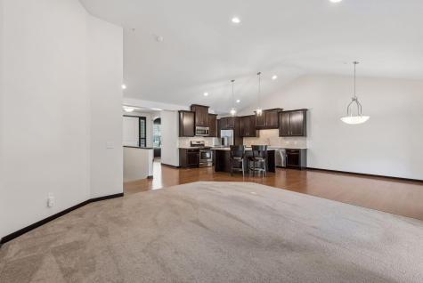 8652 Lake Riley Drive Chanhassen MN 55317