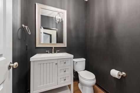 8652 Lake Riley Drive Chanhassen MN 55317