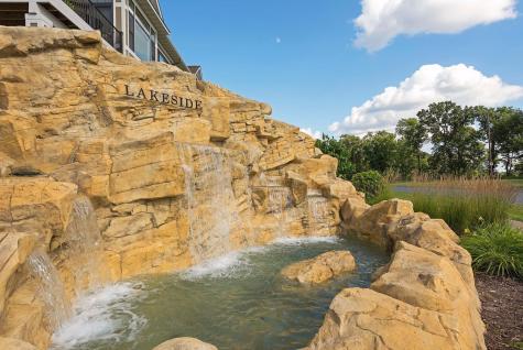8652 Lake Riley Drive Chanhassen MN 55317